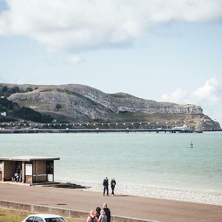 Carmel House Hotell Llandudno Exteriör bild