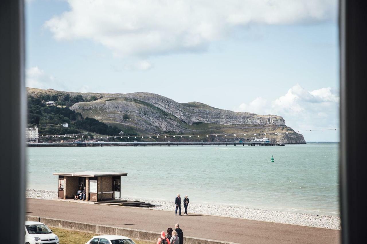 Carmel House Hotell Llandudno Exteriör bild