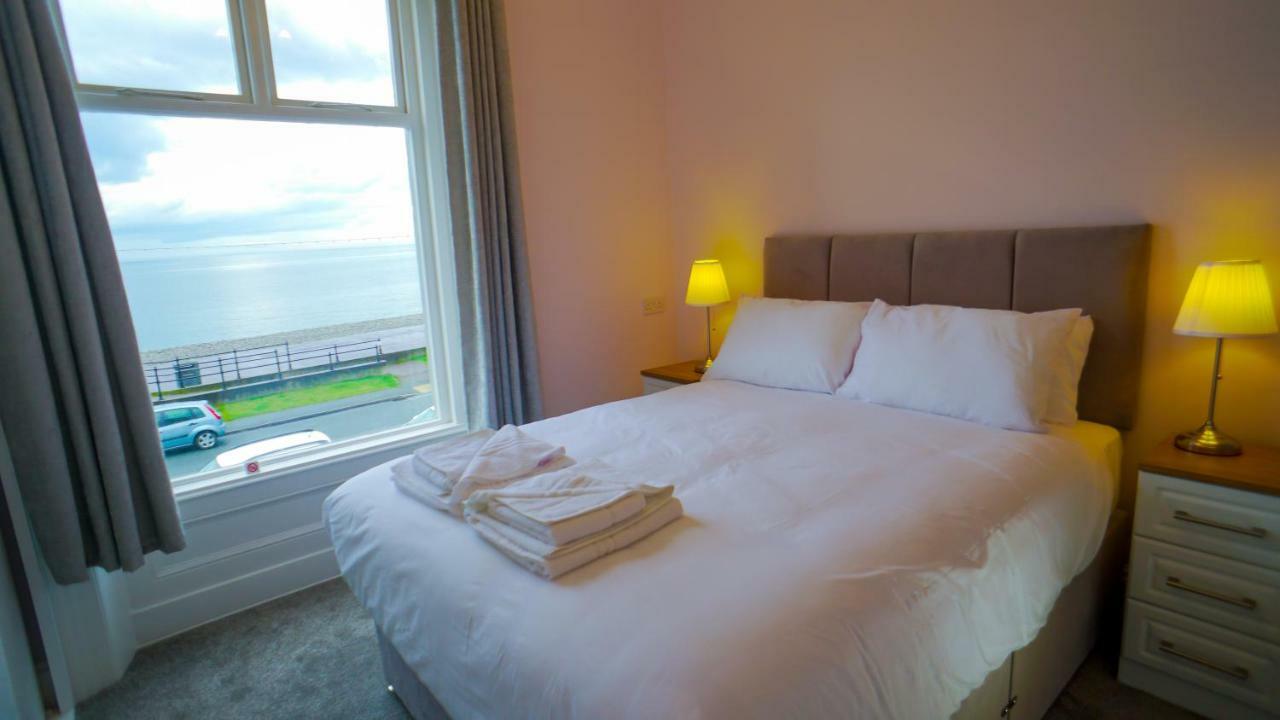 Carmel House Hotell Llandudno Exteriör bild