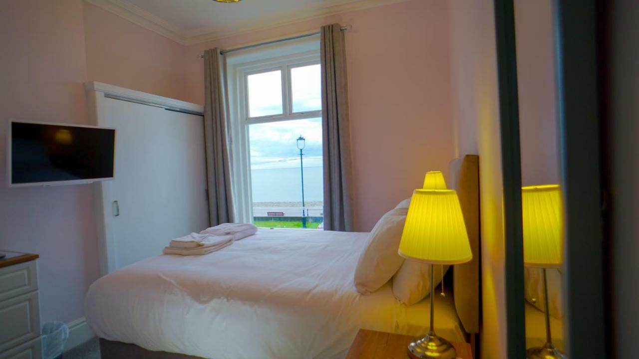 Carmel House Hotell Llandudno Exteriör bild