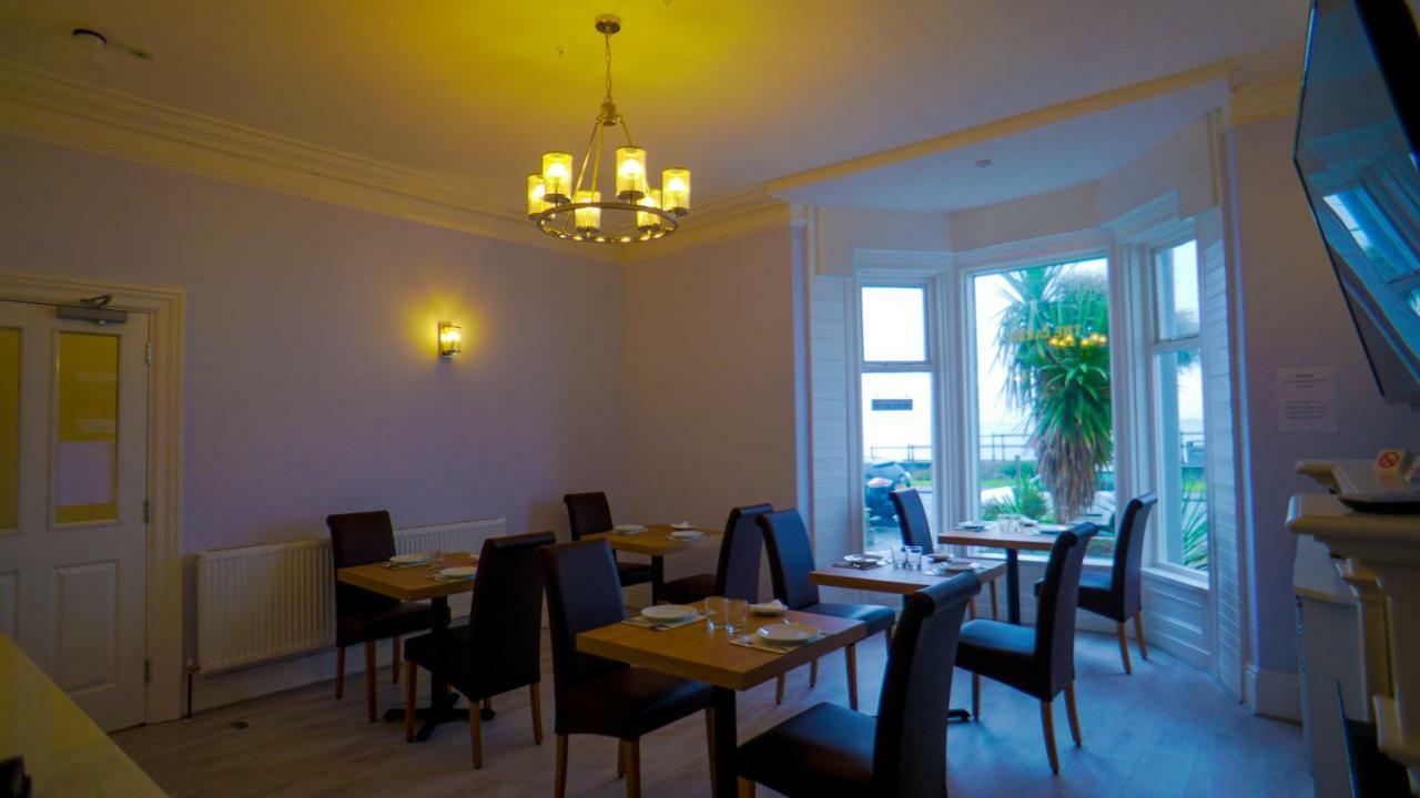 Carmel House Hotell Llandudno Exteriör bild
